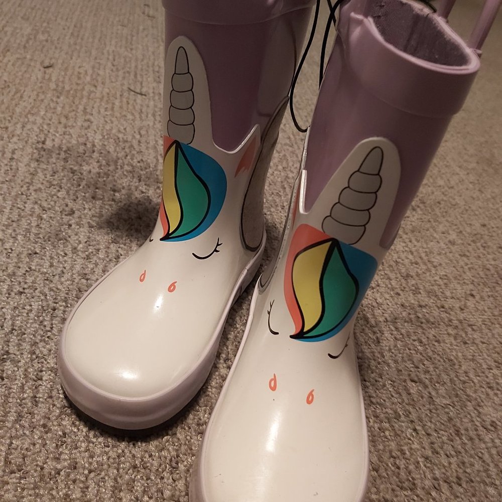 Toddler rain boots size 7